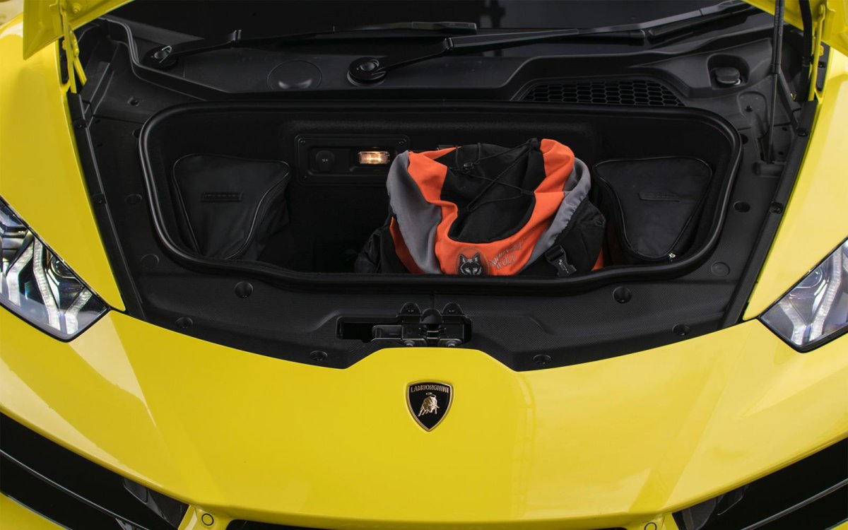 Lamborghini багажник