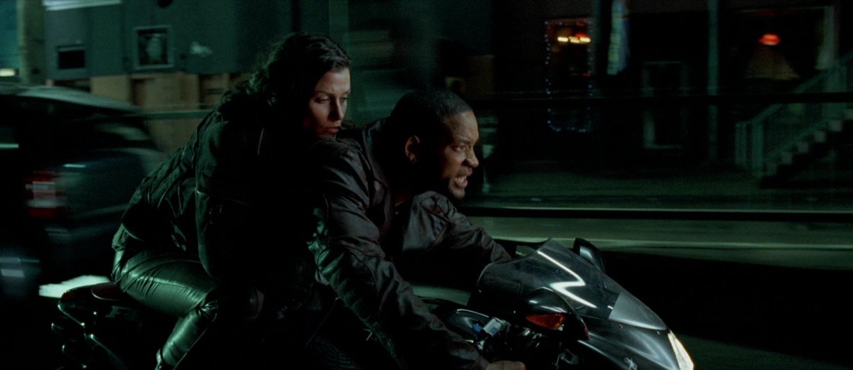 Байк Уилл Смит я робот