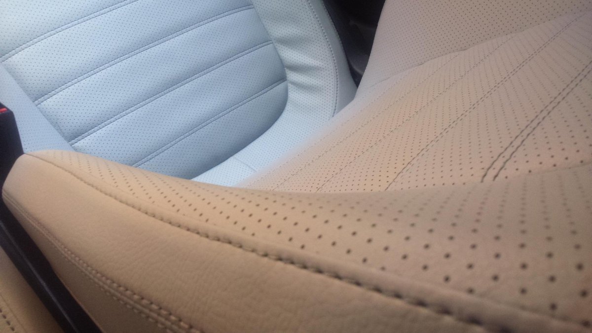 Светло серый салон