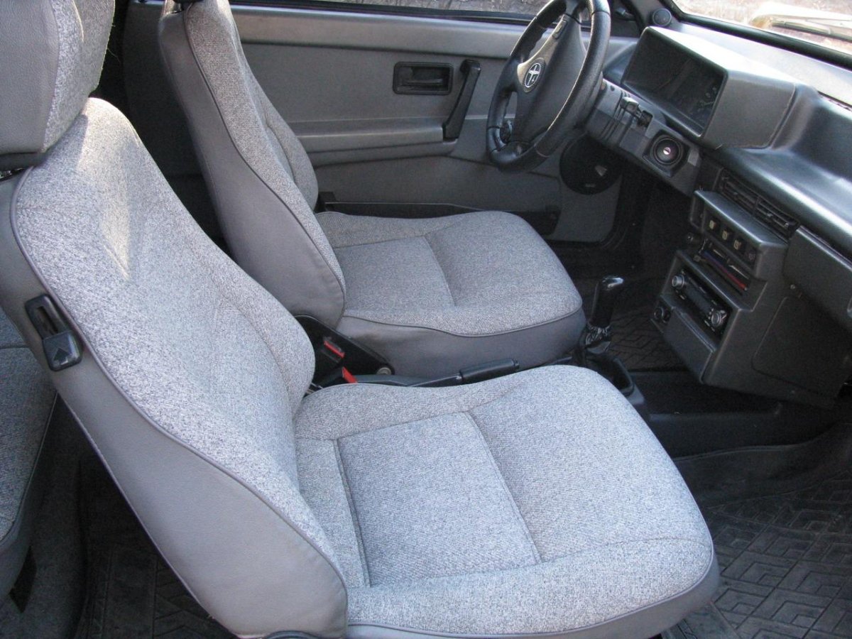 Серый салон ВАЗ 2109