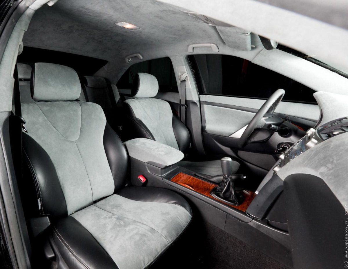 Салон алькантара Приус 30