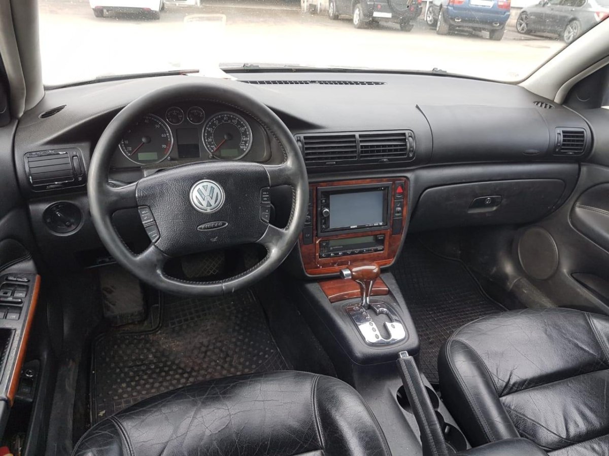 Volkswagen Passat b5 1998 салон