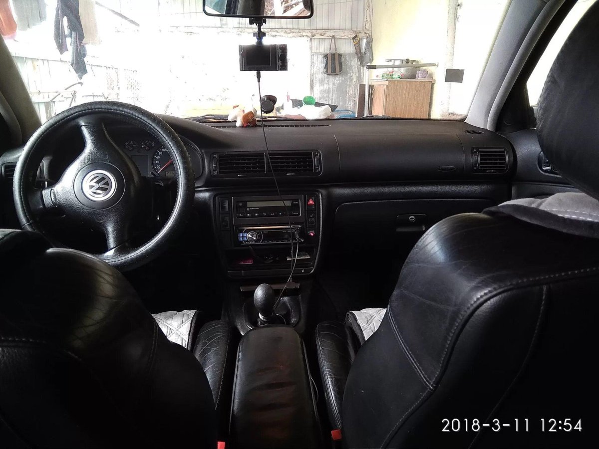 Черный салон Пассат б5