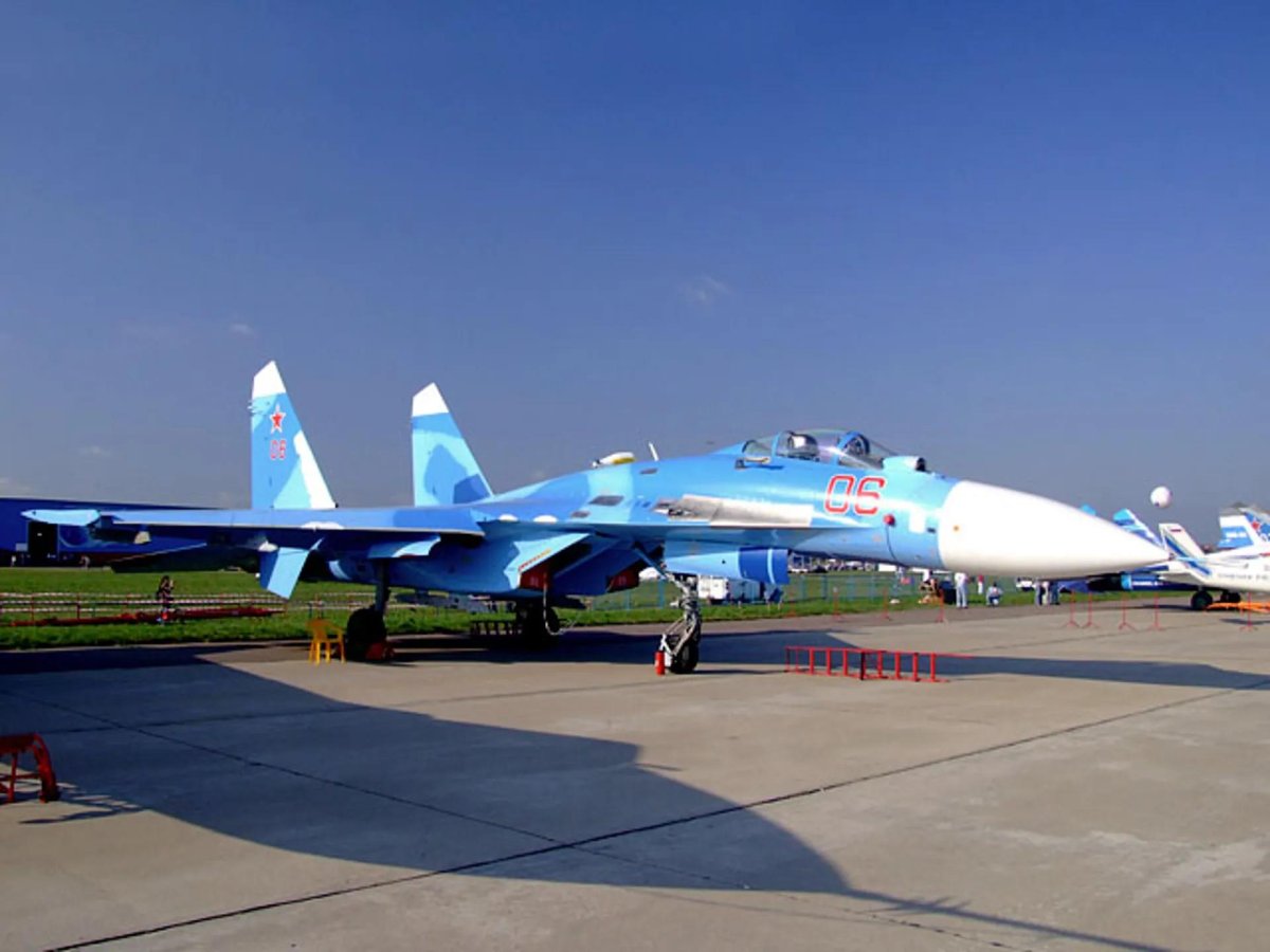 Су 27 Лодейное поле