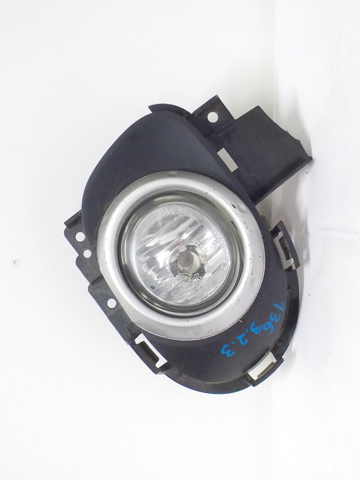 Рамка противотуманки Мазда 3 БК