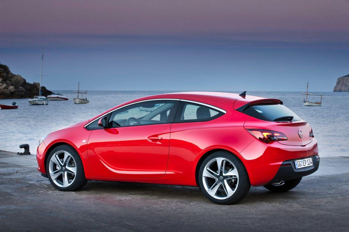 Opel Astra GTC