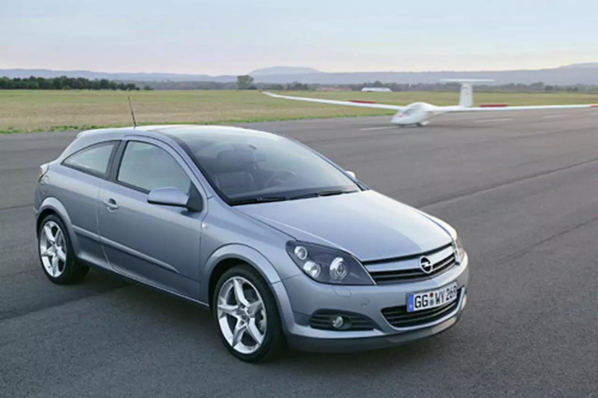 Opel Astra h GTC
