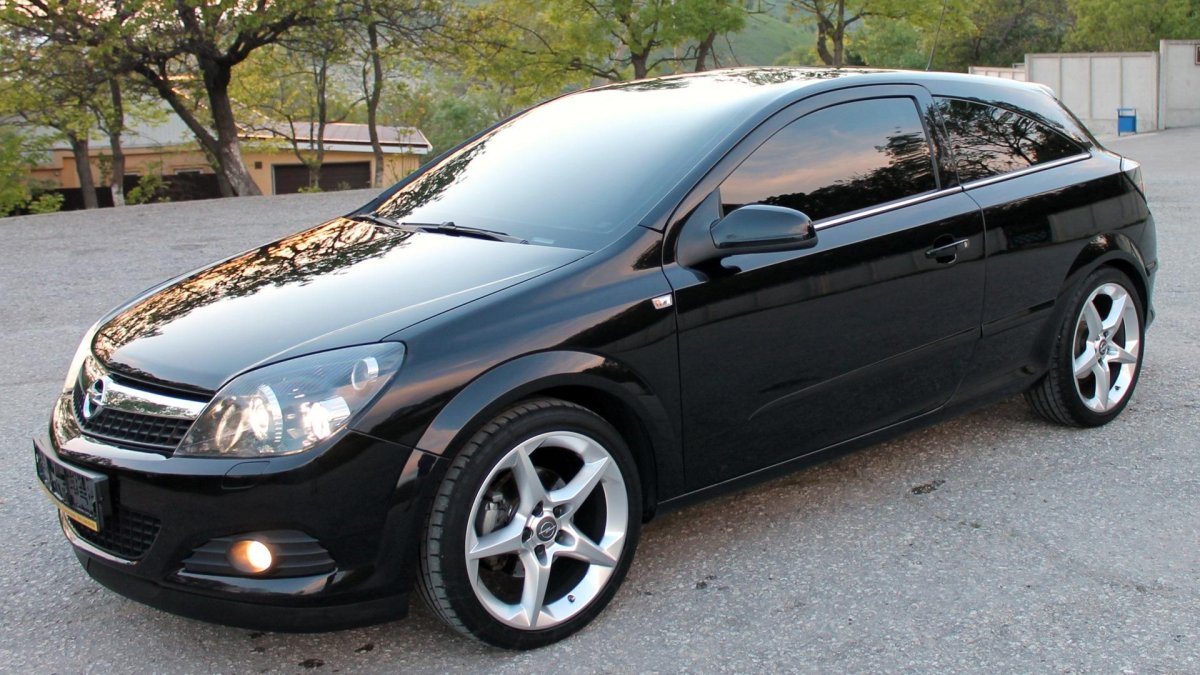 Opel Astra h GTC 2008