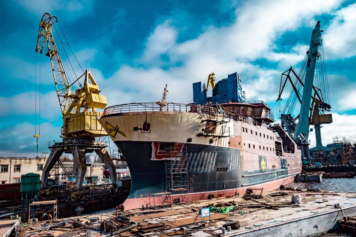 Выборгский судостроительный завод ледокол