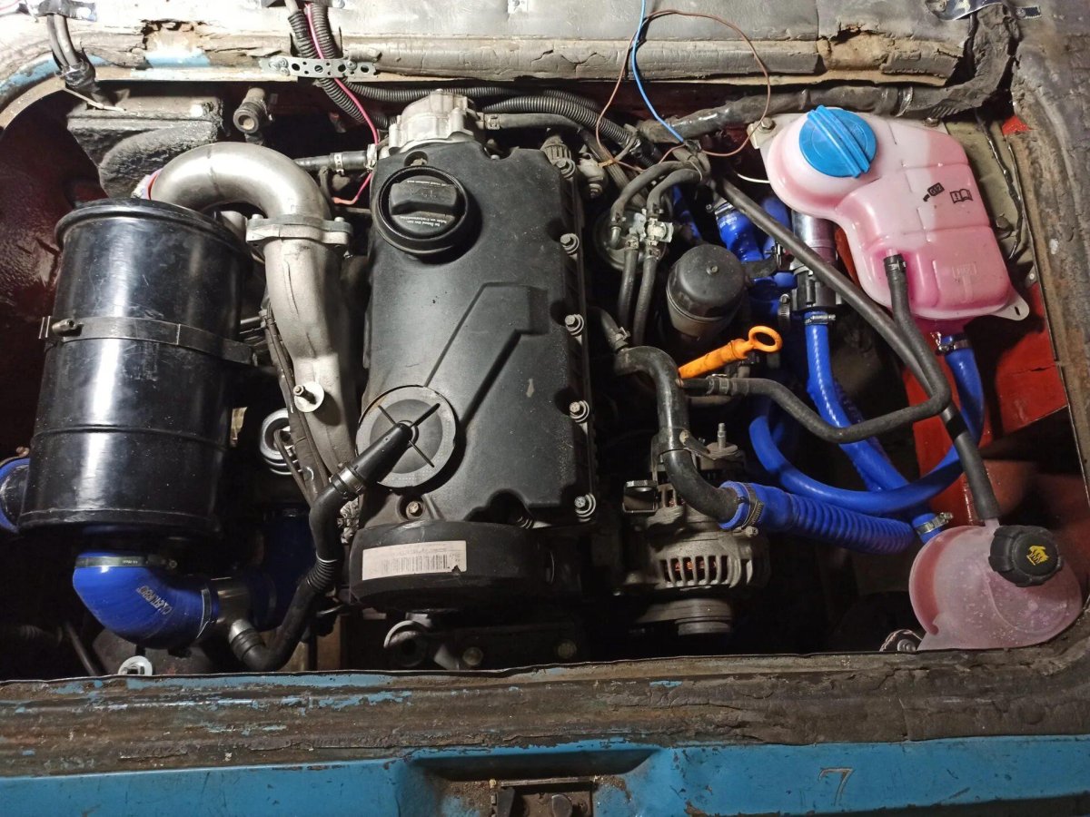 Транспортер t3 моторный отсек