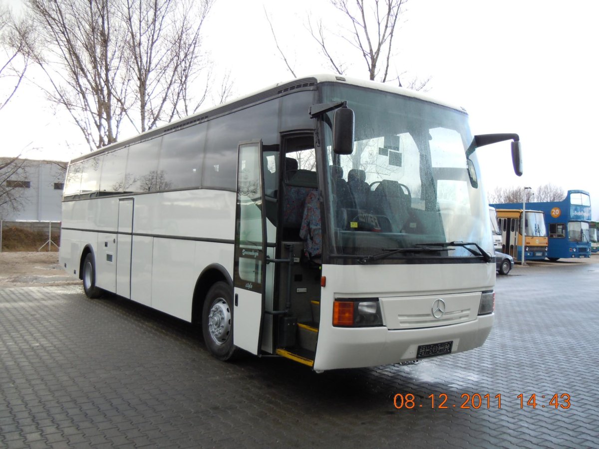 Стекло лобовое Neoplan 216 jetliner