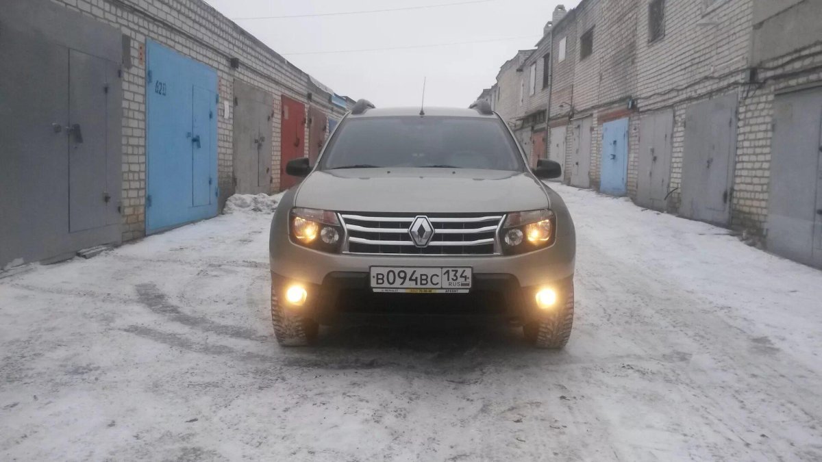 Противотуманки Рено Дастер 2013