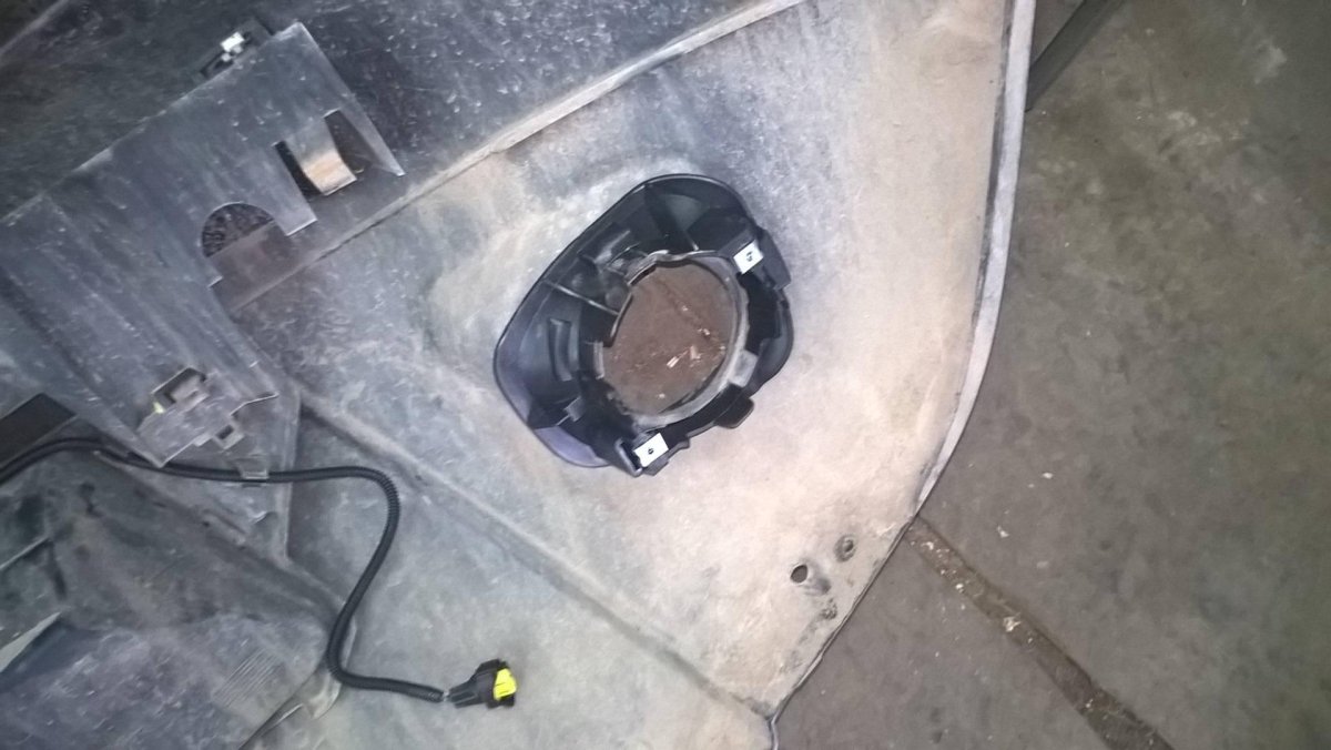 Крепление ПТФ Рено Дастер 2013