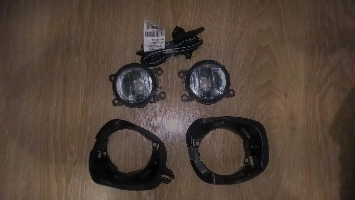 Renault Duster крепление противотуманки