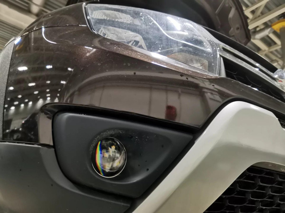 Линзы на Рено Дастер 1