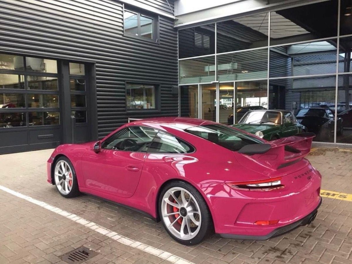 Порше 991.2 розовый