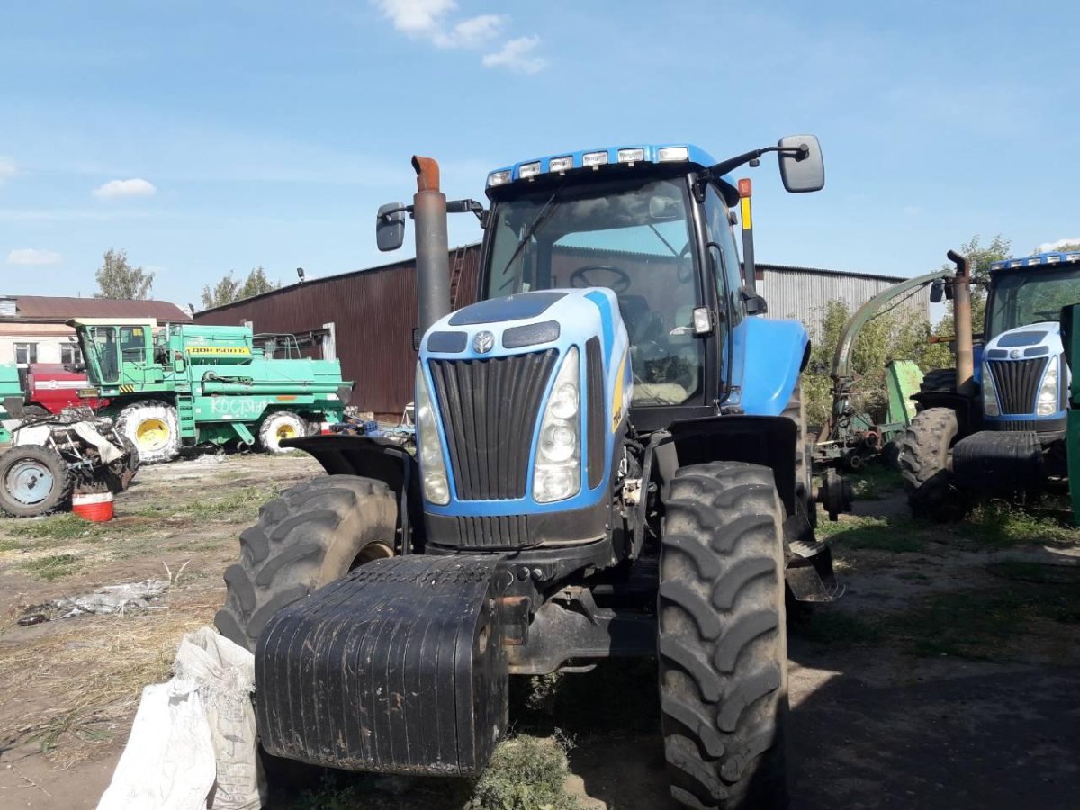 Трактор Нью Холланд т8050