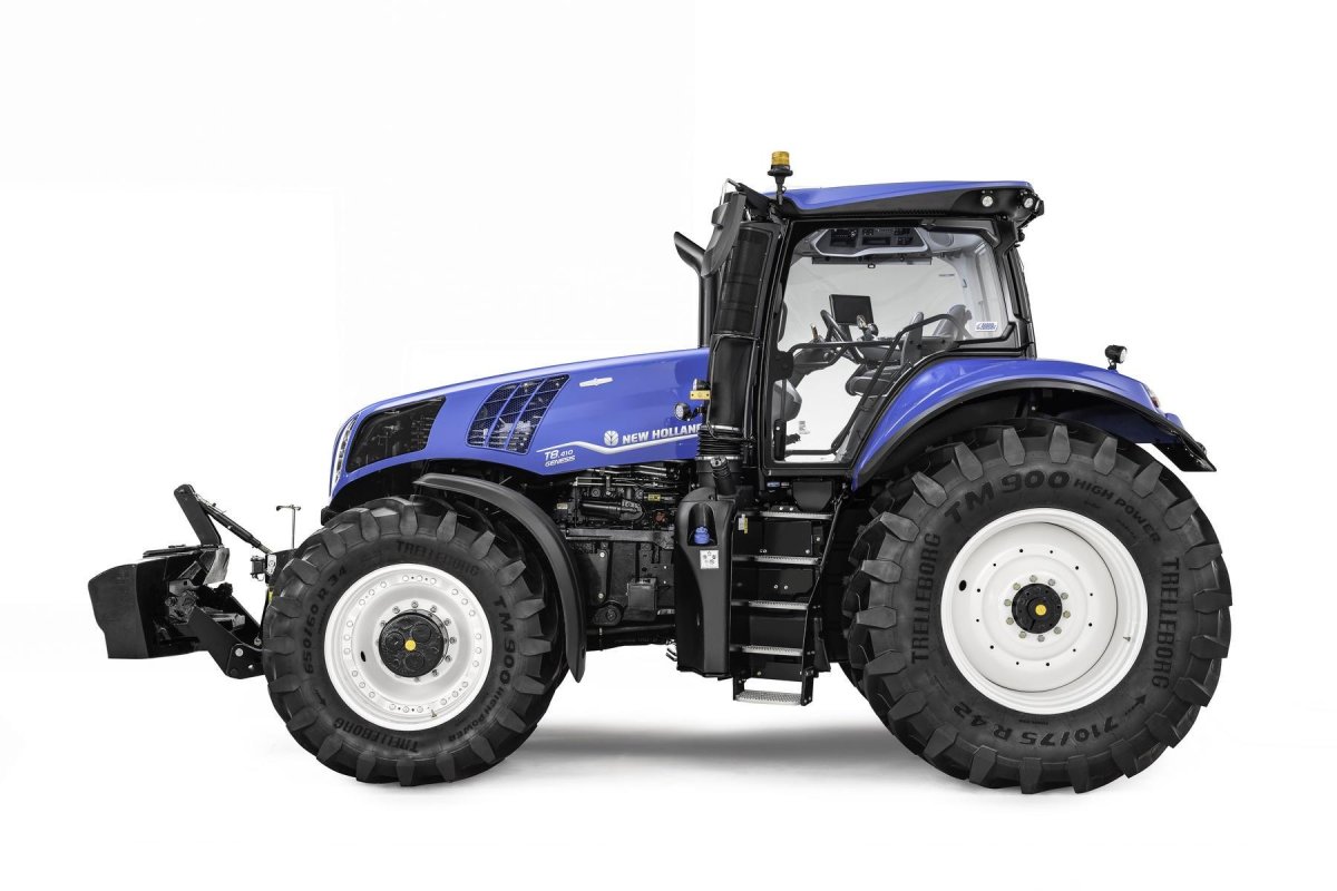 Трактор New Holland t7