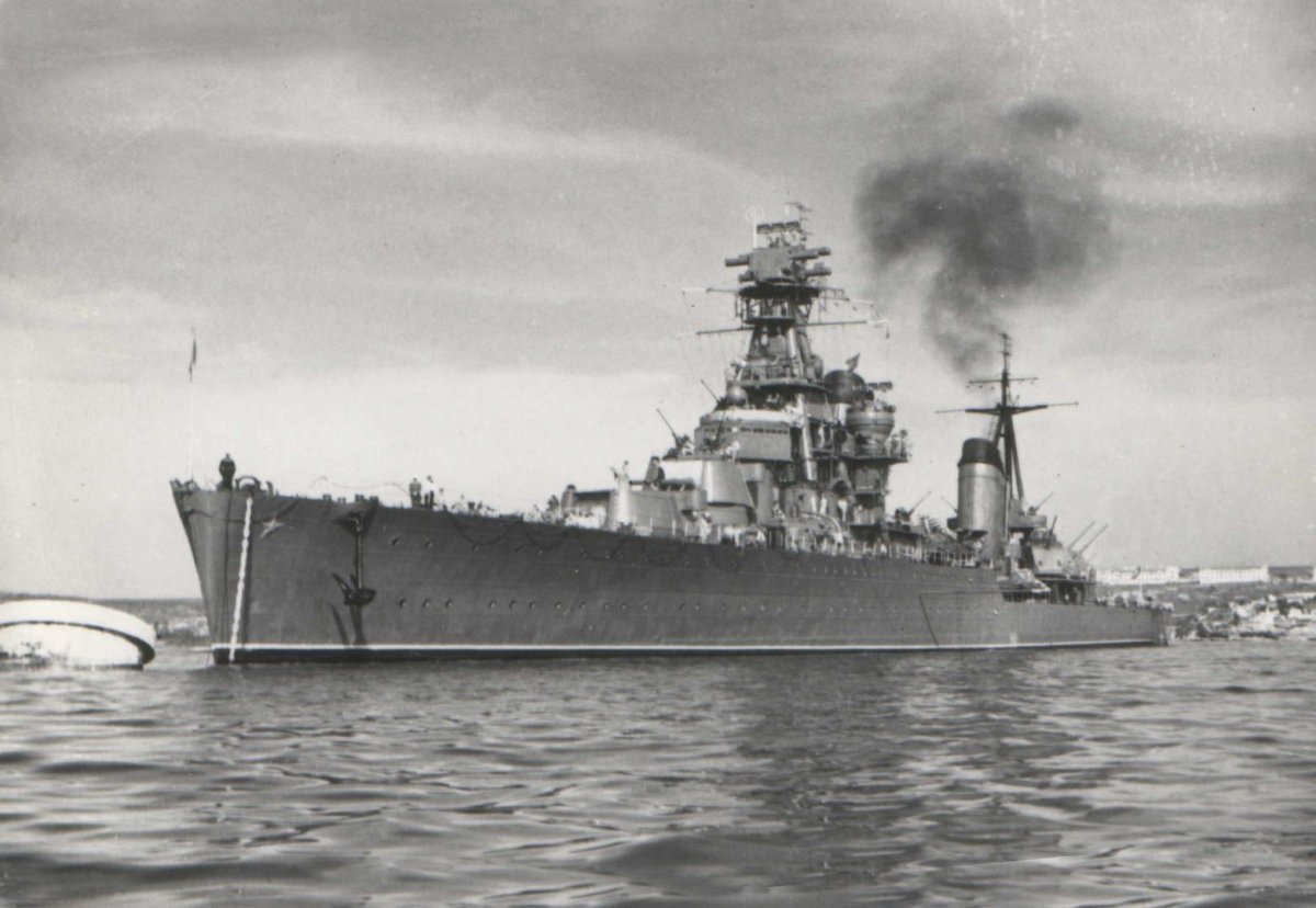 Крейсер Ворошилов Севастополь