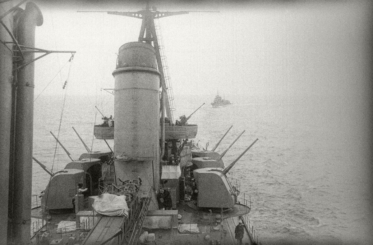 Крейсер Ворошилов фото 1941 года