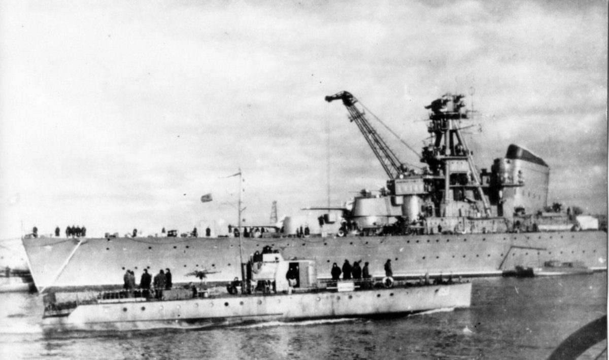 Крейсер Ворошилов Черноморский флот