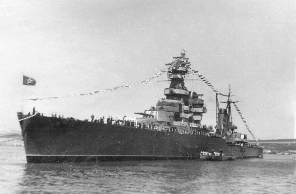 Крейсер Молотов