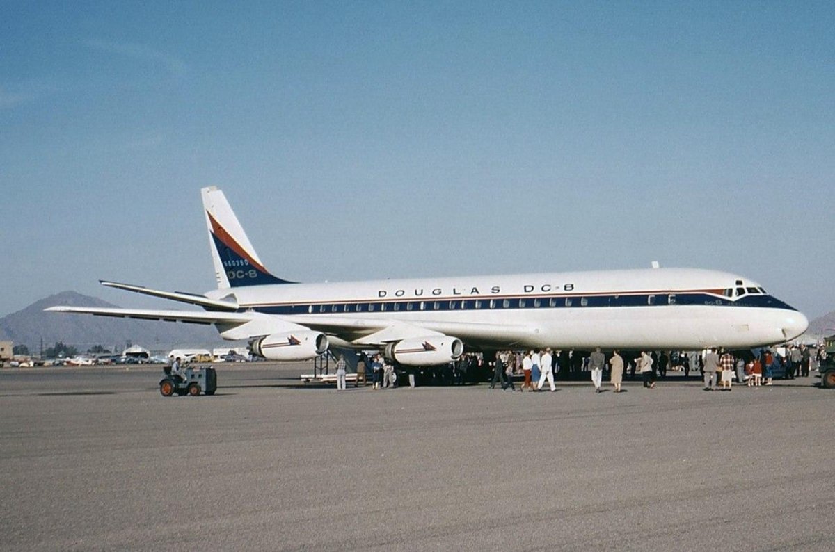 Douglas DC-8