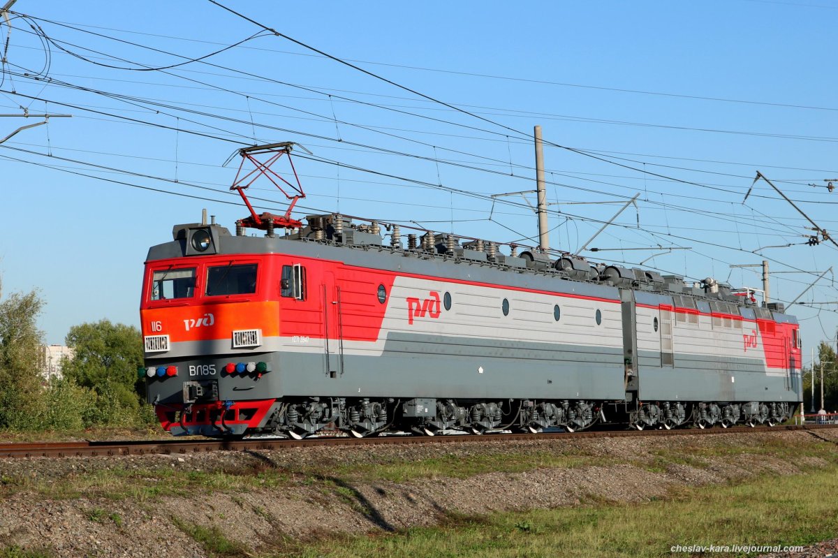 Электровоз 2эс5к