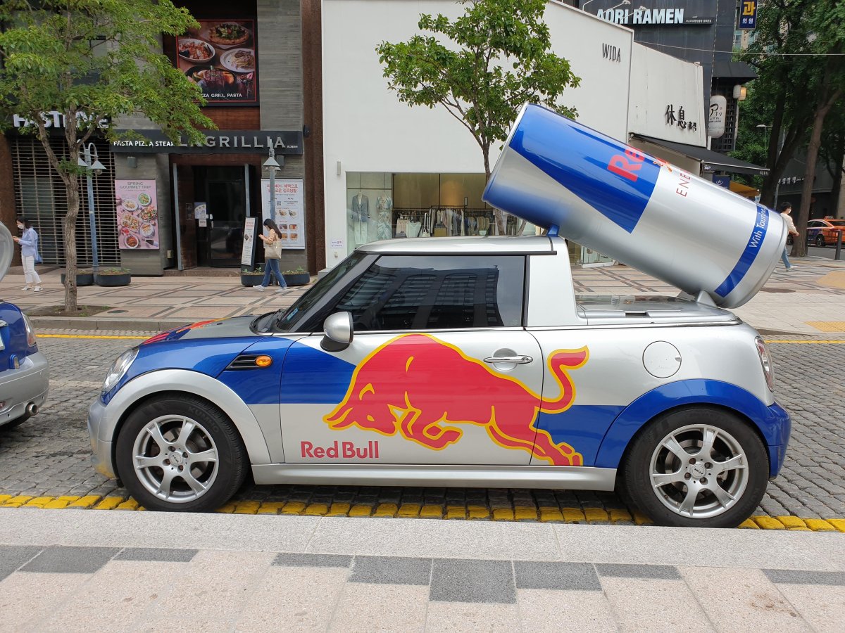 Мини Купер редбул