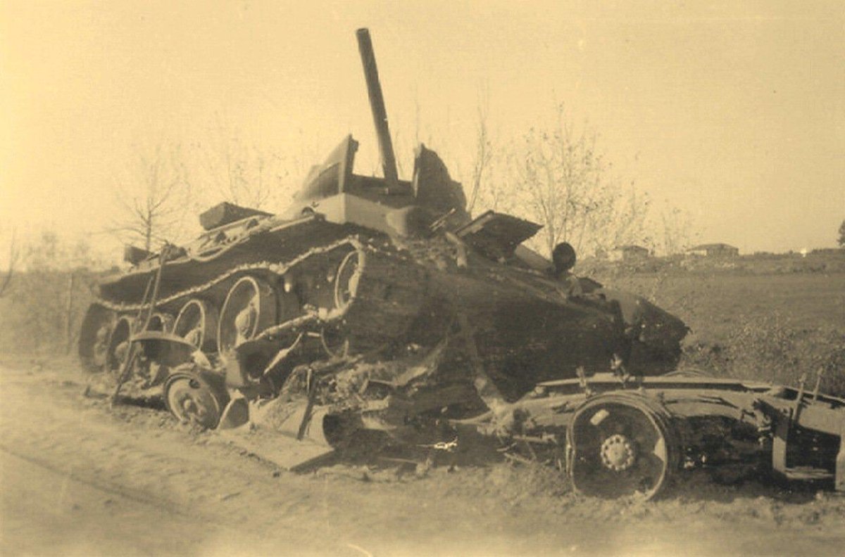 Подбитые танки РККА 1941