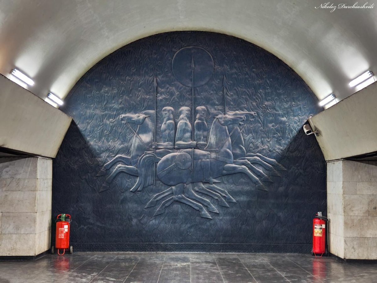 Станция 300 Арагвели метро Тбилиси