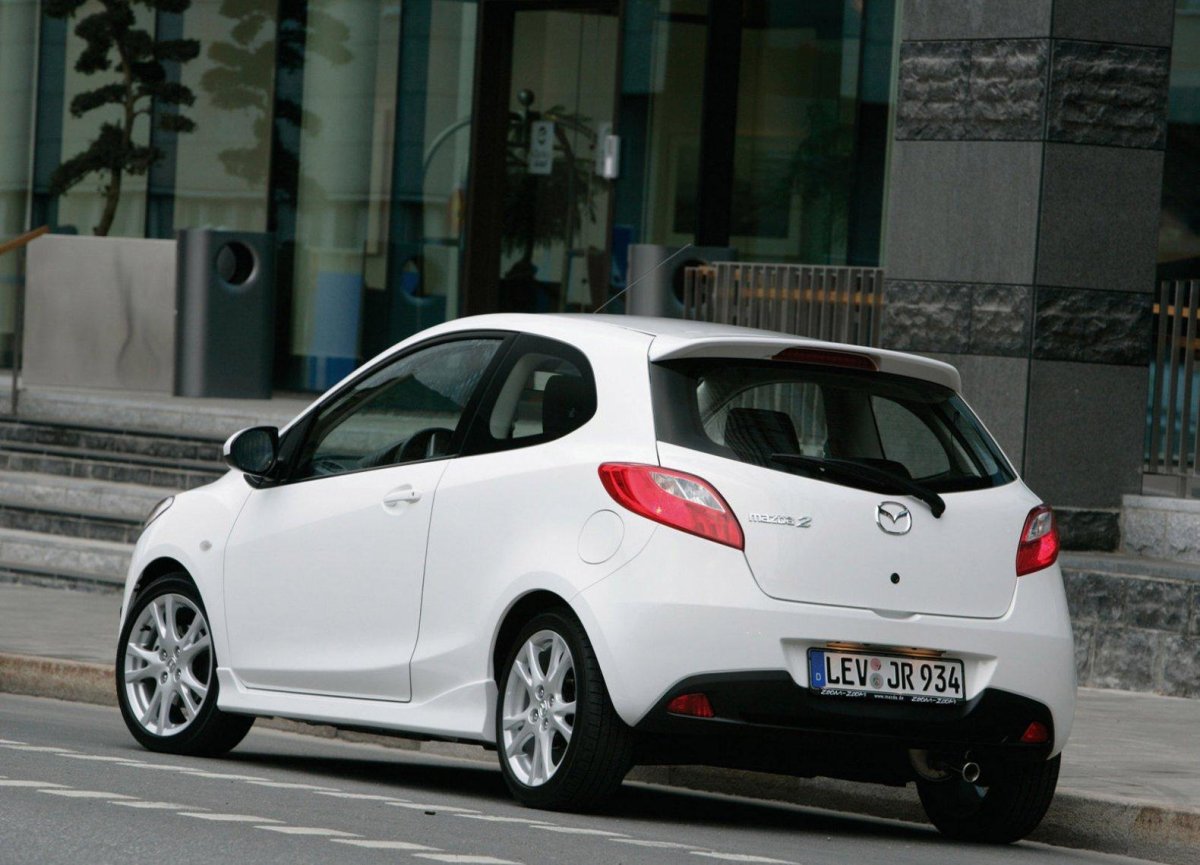 Mazda 2 2007
