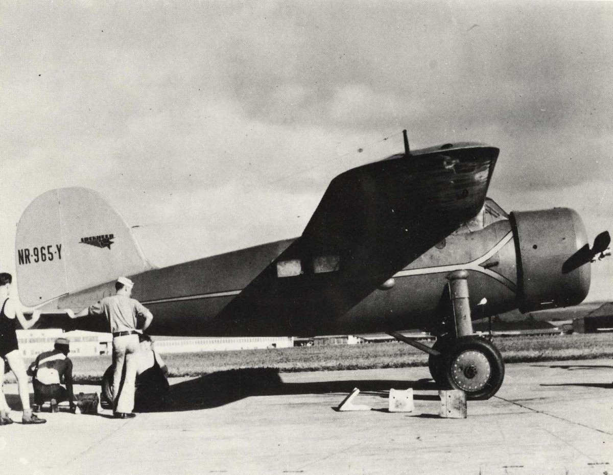 Lockheed Vega 5b