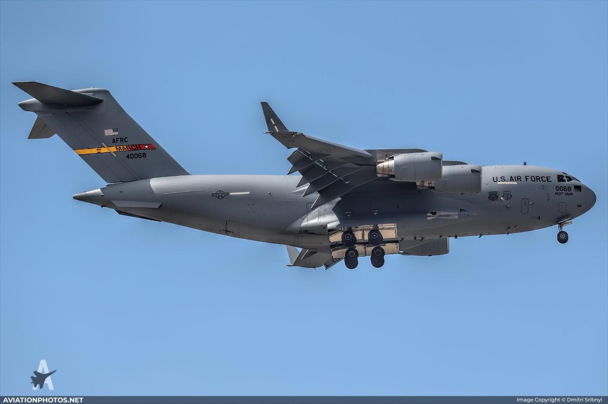 Самолёт ВВС США C-17a Globemaster III.