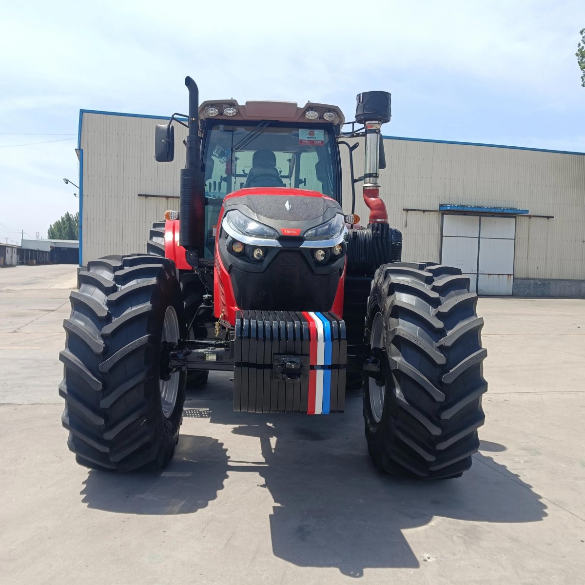 Трактора с мощностью от 230-280 л.с