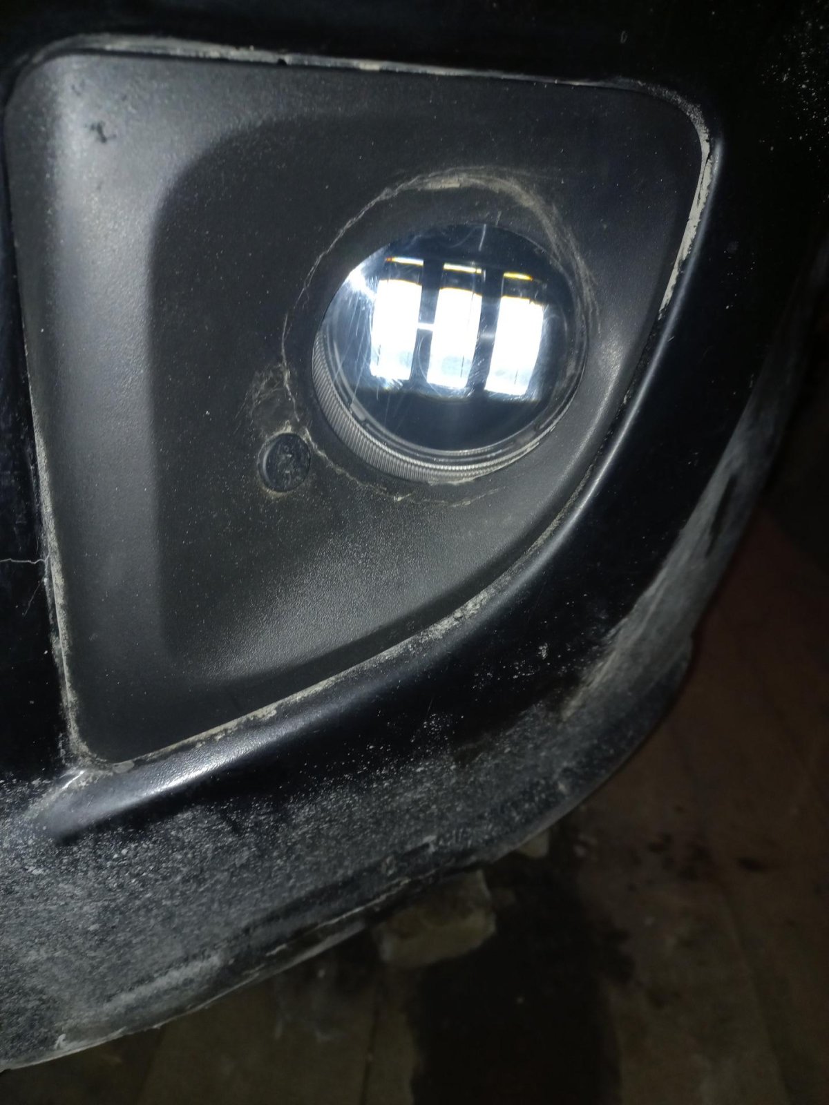 Крепление противотуманных фар на Пежо боксер 3