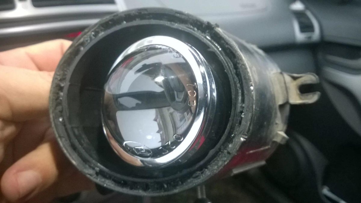 Лампы на противотуманки на чери Тигго