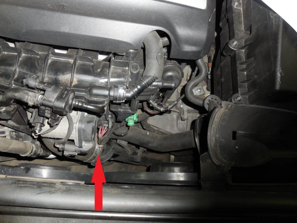 Датчик охлаждающей жидкости Tiguan 2.0 TDI