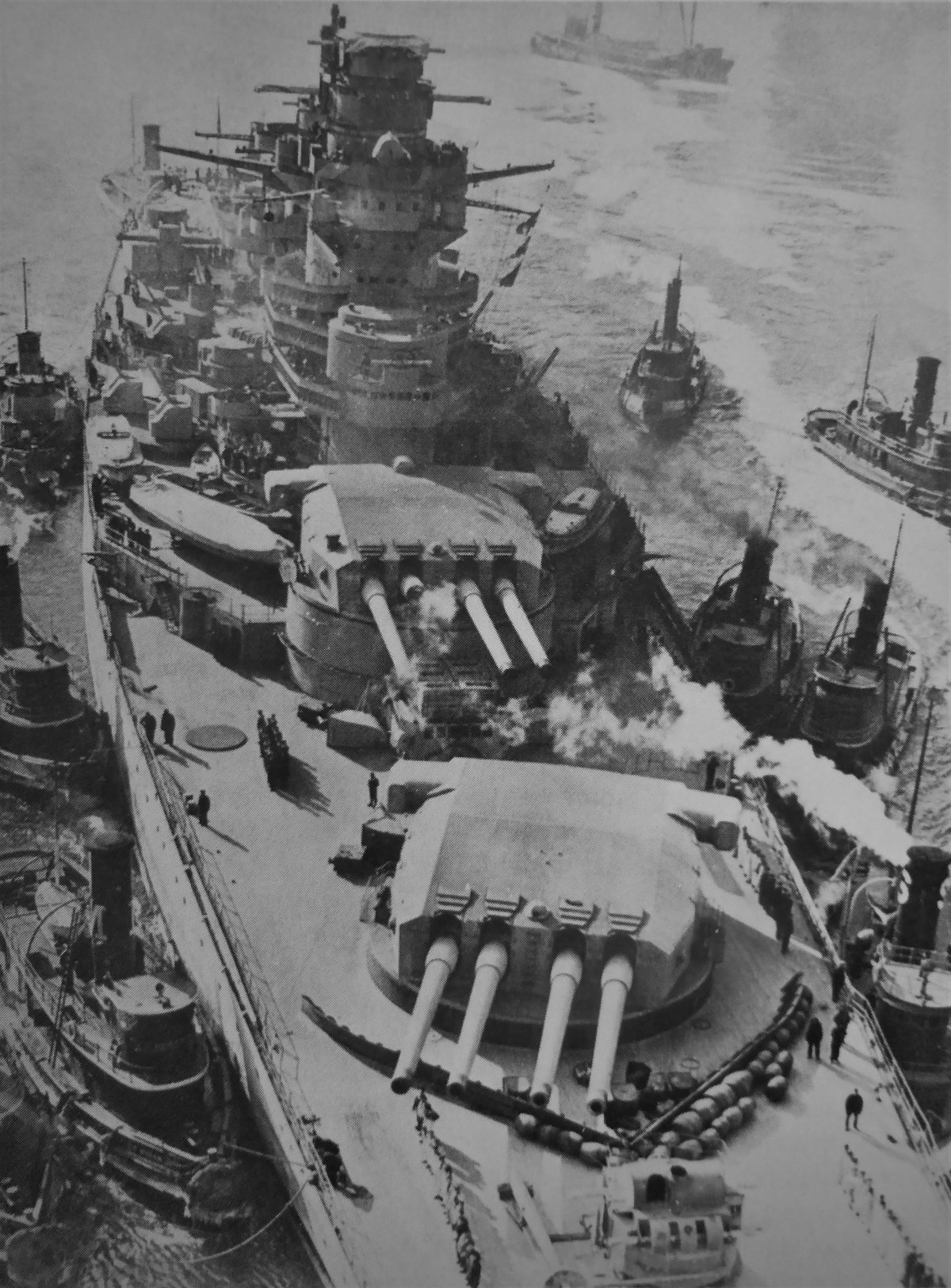 Линкор Марат