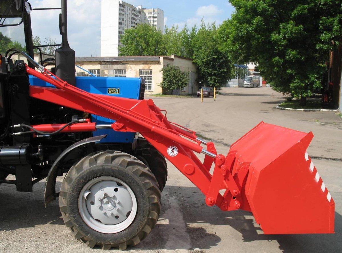 Фронтальный погрузчик для МТЗ 82.1