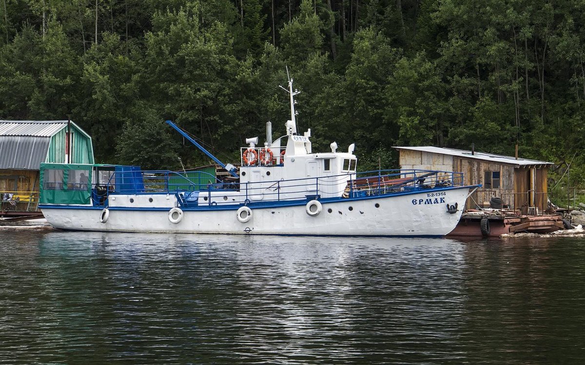 Катер Ярославец проект 376