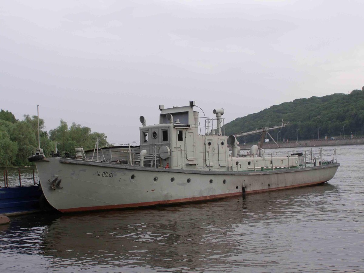 Катер Ярославец проект 376