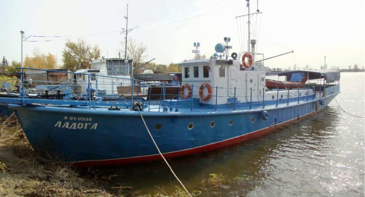 Катер Ярославец проект 376