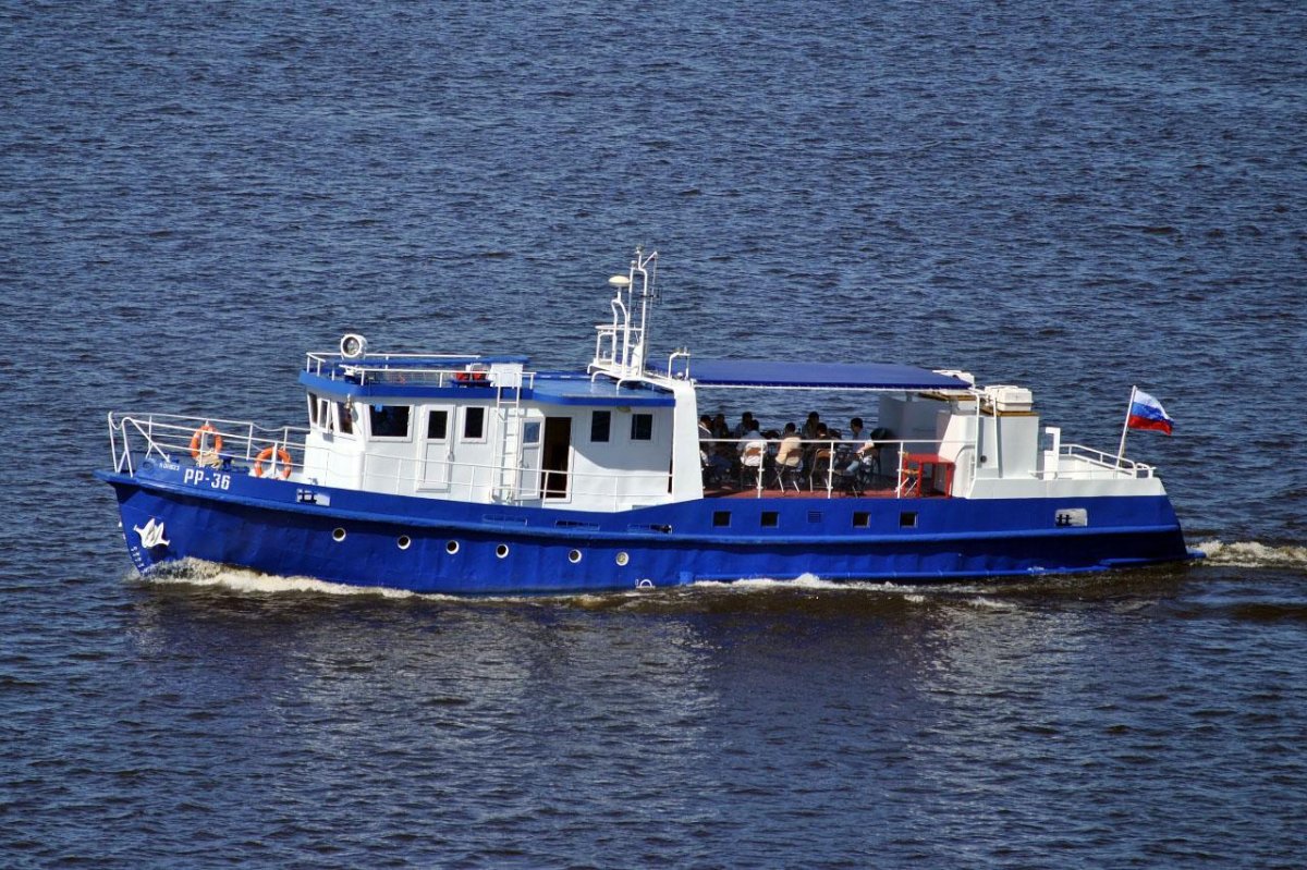 Ярославец 1606 катер