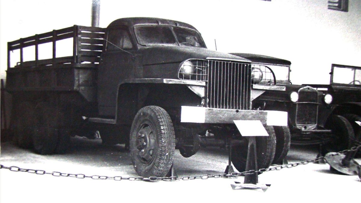 Студебеккер ленд Лиз