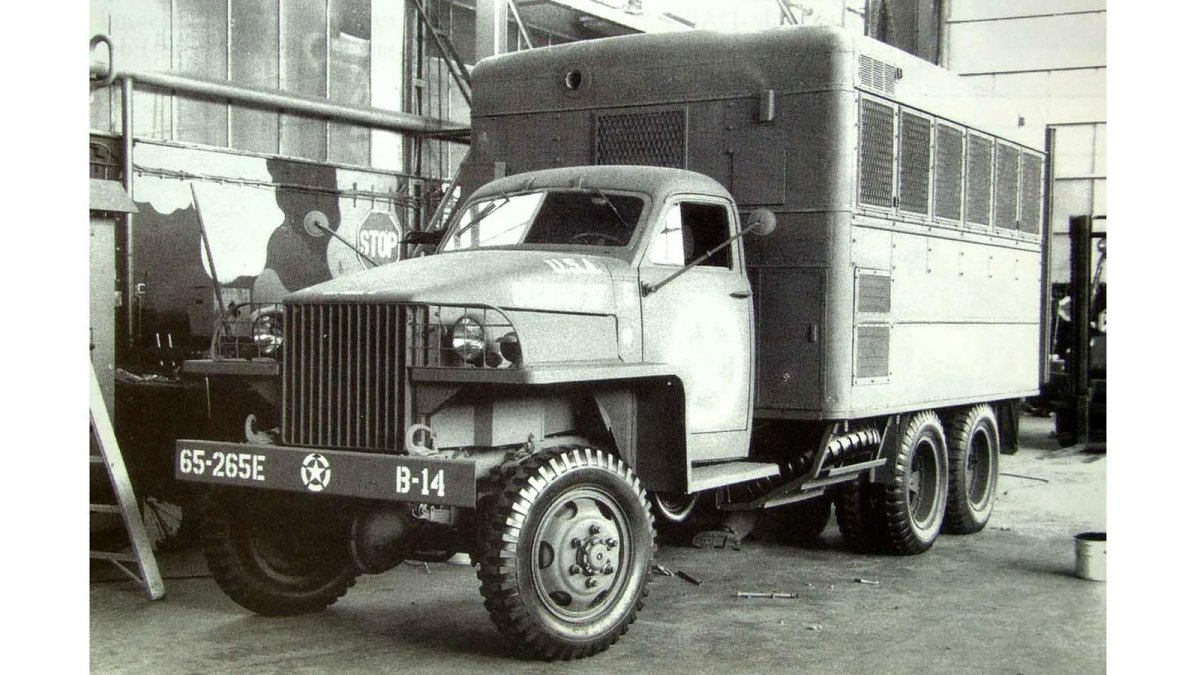 Грузовик Студебеккер us-6