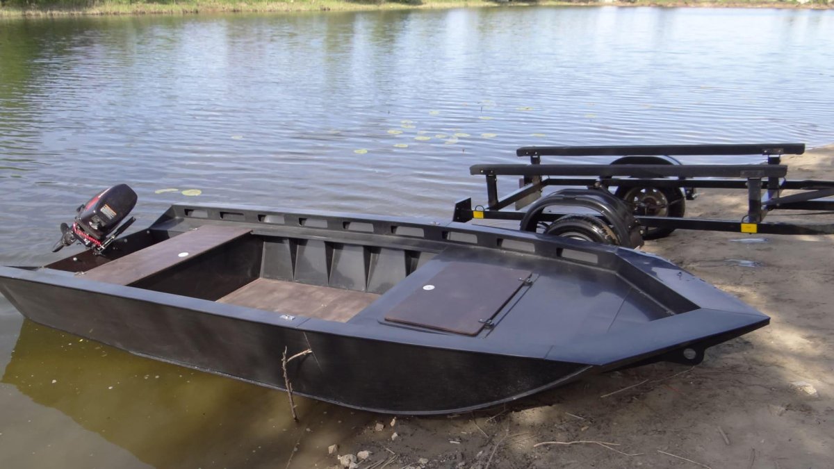 Лодка ПНД джонбот 380