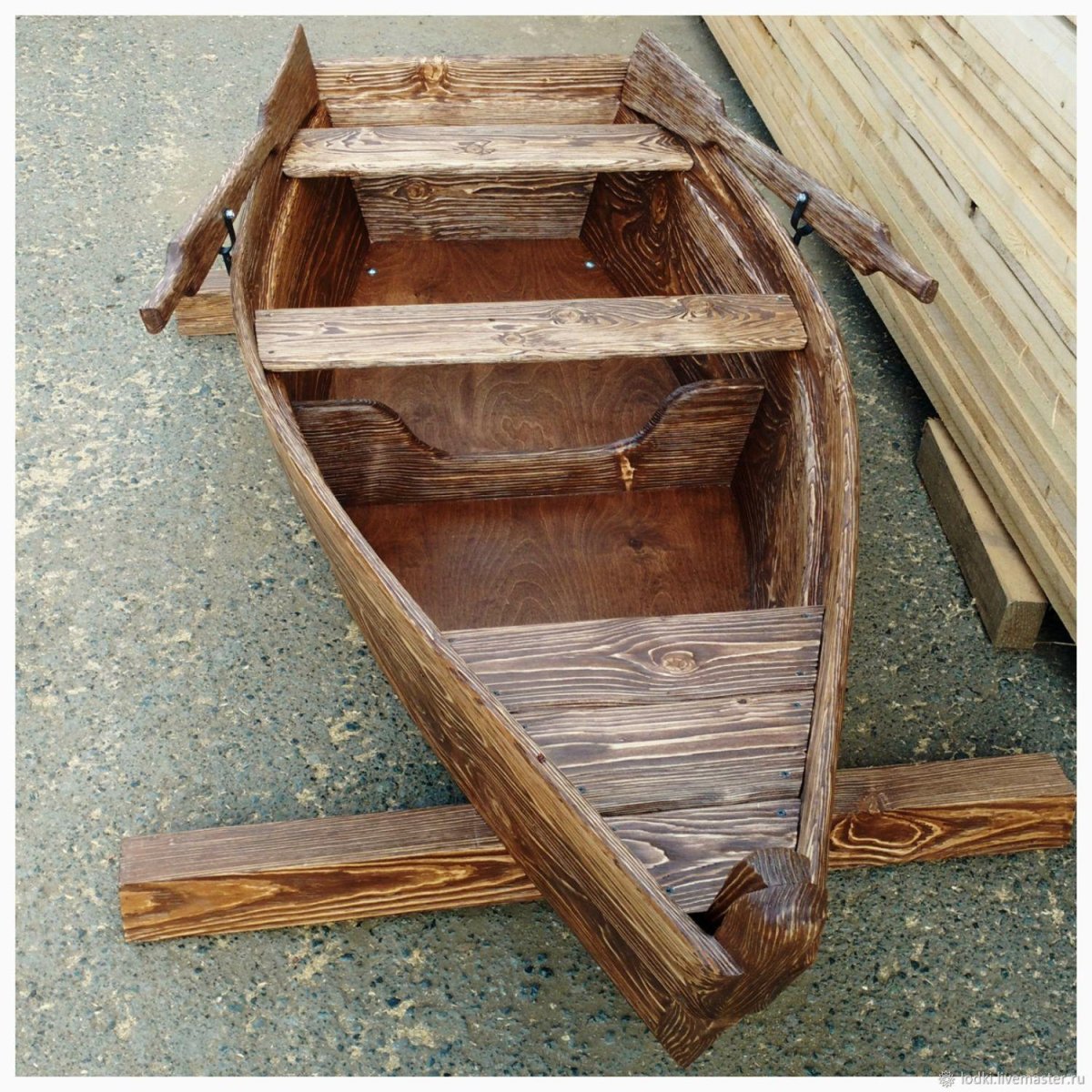 Лодка плоскодонка каноэ