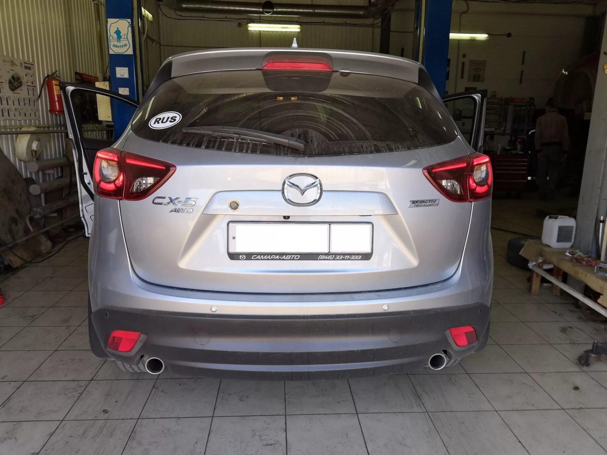 Крышка багажника Мазда сх5