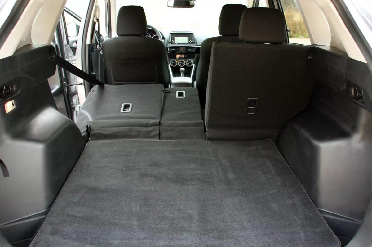 Задний ряд сидений Mazda cx5